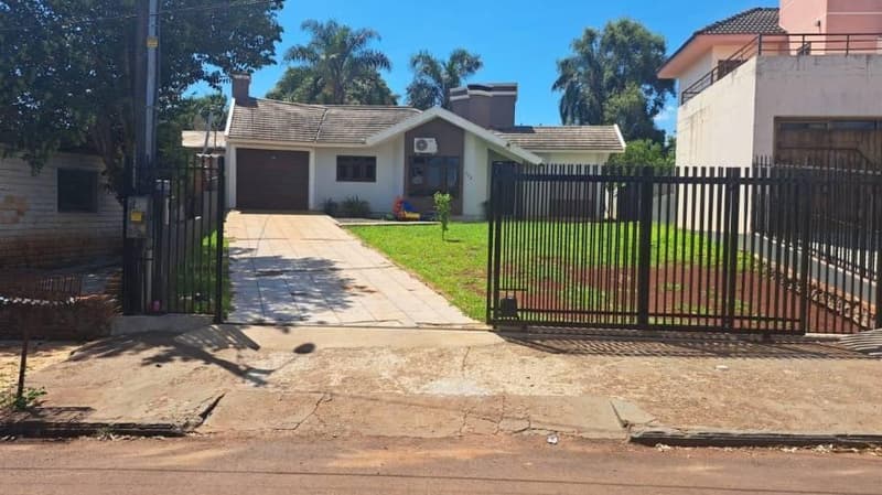 Foto 4 de 5: Casa em leilão em Independência - RS, bairro Centro — Casa 123m² com Terreno 933m² | Independência-RS | Centro - Terreno Gigante de 933m² - Financiamento até 420 Meses!