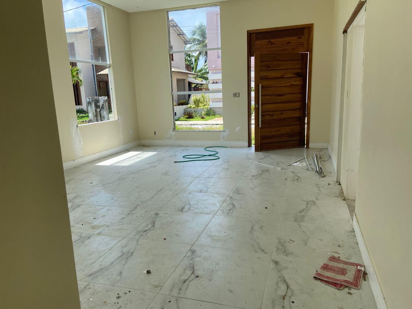 Foto 2 de 19: Casa em leilão em Barra Dos Coqueiros - SE — Casa em condomínio 565m², DESOCUPADA no Maikai Residencial e Resort, Barra dos Coqueiros/SE
