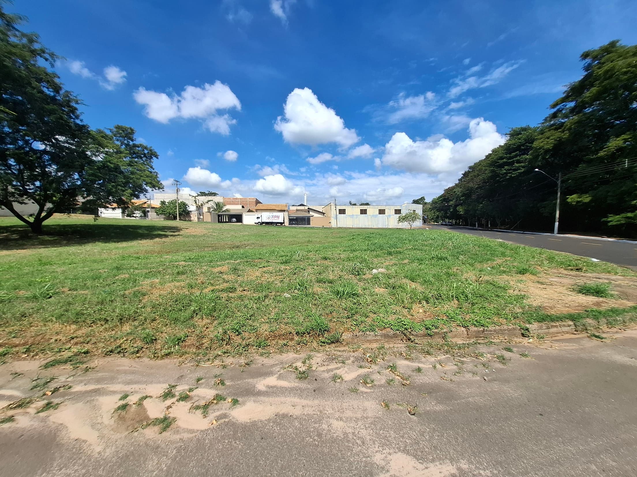 Foto 3 de 9: Terreno em leilão em Mirassol - SP — TERRENO DO LOTEAMENTO DENOMINADO PARQUE RESIDENCIAL CELINA DALUL. MIRASSOL/SP | MATRICULA 26.016