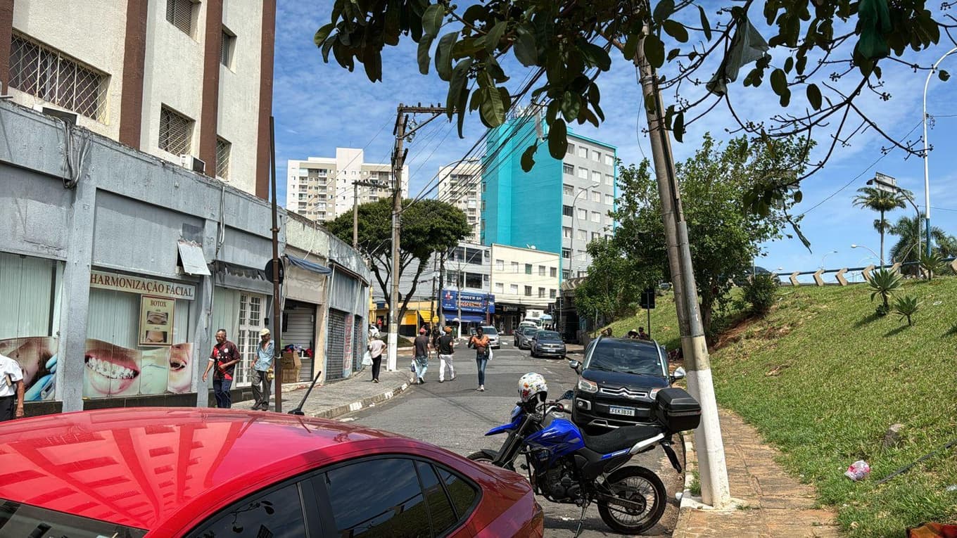 Foto 26 de 28: Apartamento em leilão em Campinas - SP — Apto 95m², Ocupado, 1 Box no Centro em Campinas/SP