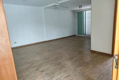 Foto 14 de 48: Casa em leilão em Santana De Parnaíba - SP — IMÓVEL URBANO COM ÁREA TOTAL DE 5.381,90 m2 EM SANTANA DE PARNAÍBA-SP