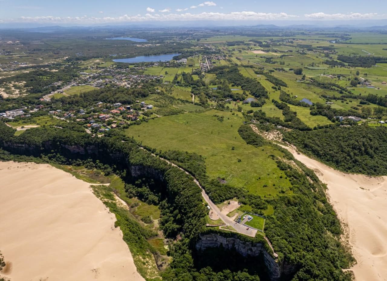 Foto 15 de 22: Terreno em leilão em Araranguá - SC — Lote de Terreno com 500m² - Morro dos Conventos - Araranguá - SC