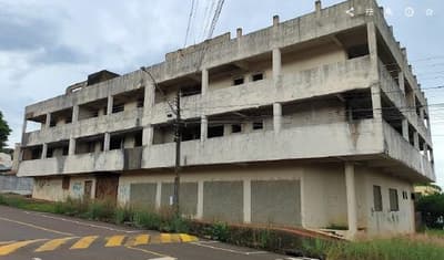 Foto 9 de 10: Comercial em leilão em Campo Mourão - PR — Prédio Inacabado com área de 2.220m², área total de 983,80m² - Campo Mourão/PR