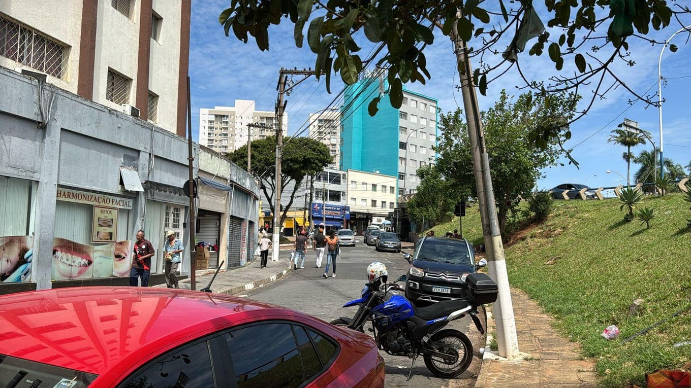 Foto 23 de 28: Apartamento em leilão em Campinas - SP — Apto 95m², Ocupado, 1 Box no Centro em Campinas/SP