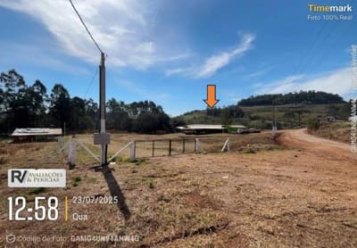 Foto 15 de 17: Casa em leilão em Marmeleiro - PR — IMÓVEL RURAL COM ÁREA TOTAL 47.709,00m2- Em MARMELEIRO/PR