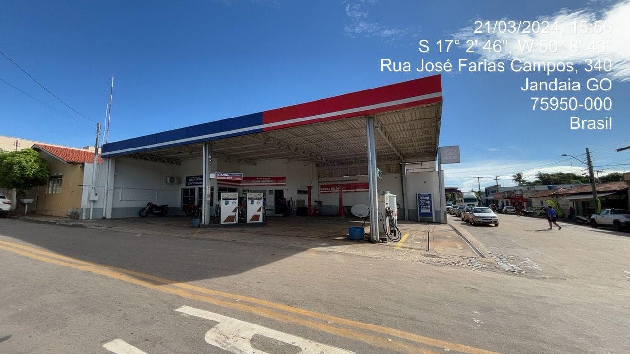 Foto 6 de 12: Casa em leilão em Jandaia - GO — Posto de gasolina com área de 399,80m², Centro, Jandaia/GO