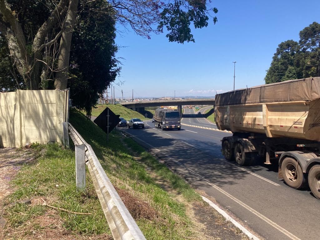 Foto 64 de 66: Terreno em leilão em Ponta Grossa - PR — IMÓVEL COM ÁREA DE TERRENO DE 1.123,30M2 E ÁREA CONSTRUÍDA DE 456,96M2, PRAÇA MARIO CARVALHO GUIMARÃES, 215, BOA VISTA, PONTA GROSSA/PR - Massa Falida de Pluma Conforto e Turismo