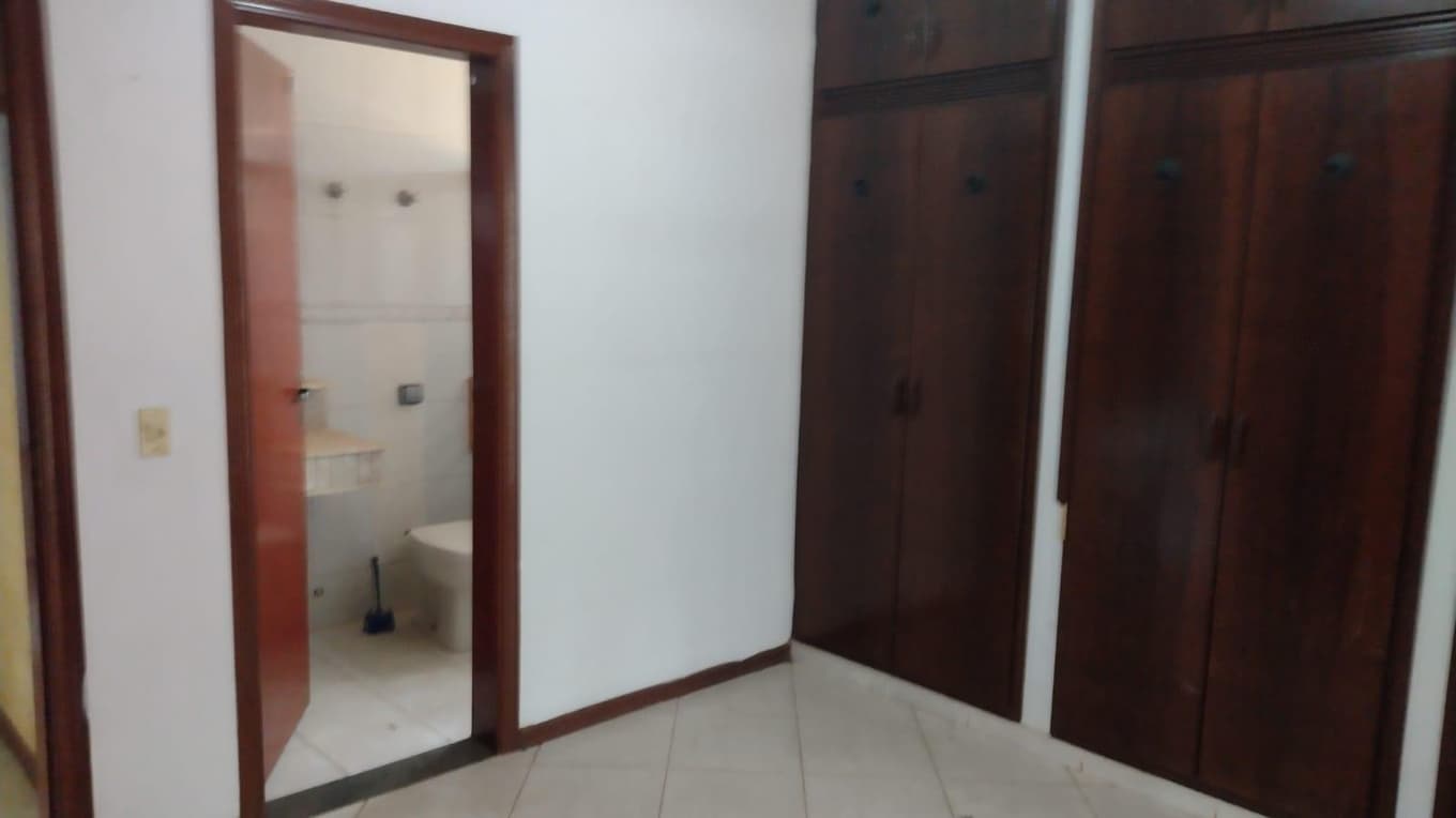 Foto 9 de 20: Casa em leilão em Itupeva - SP — Casa 172m² Desocupada no Parque dos Cafezais em Itupeva/SP
