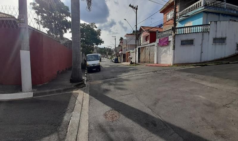 Foto 1 de 14: Casa em leilão em Cotia - SP, bairro Jardim Petrópolis — 59.2 m2, COTIA / SP