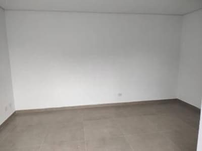 Foto 2 de 19: Casa em leilão em Cotia - SP, bairro Parque Frondoso — Casa 152m² | Cotia-SP | Res. Prime Frondoso | Parque Frondoso - Próx. ao Shopping Granja Vianna - Financiamento até 420 Meses!