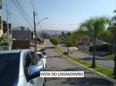 Foto 3 de 3: Casa em leilão em Cotia - SP, bairro Roselândia — Casa 253m², Roselândia, em Cotia/SP - Ocupada