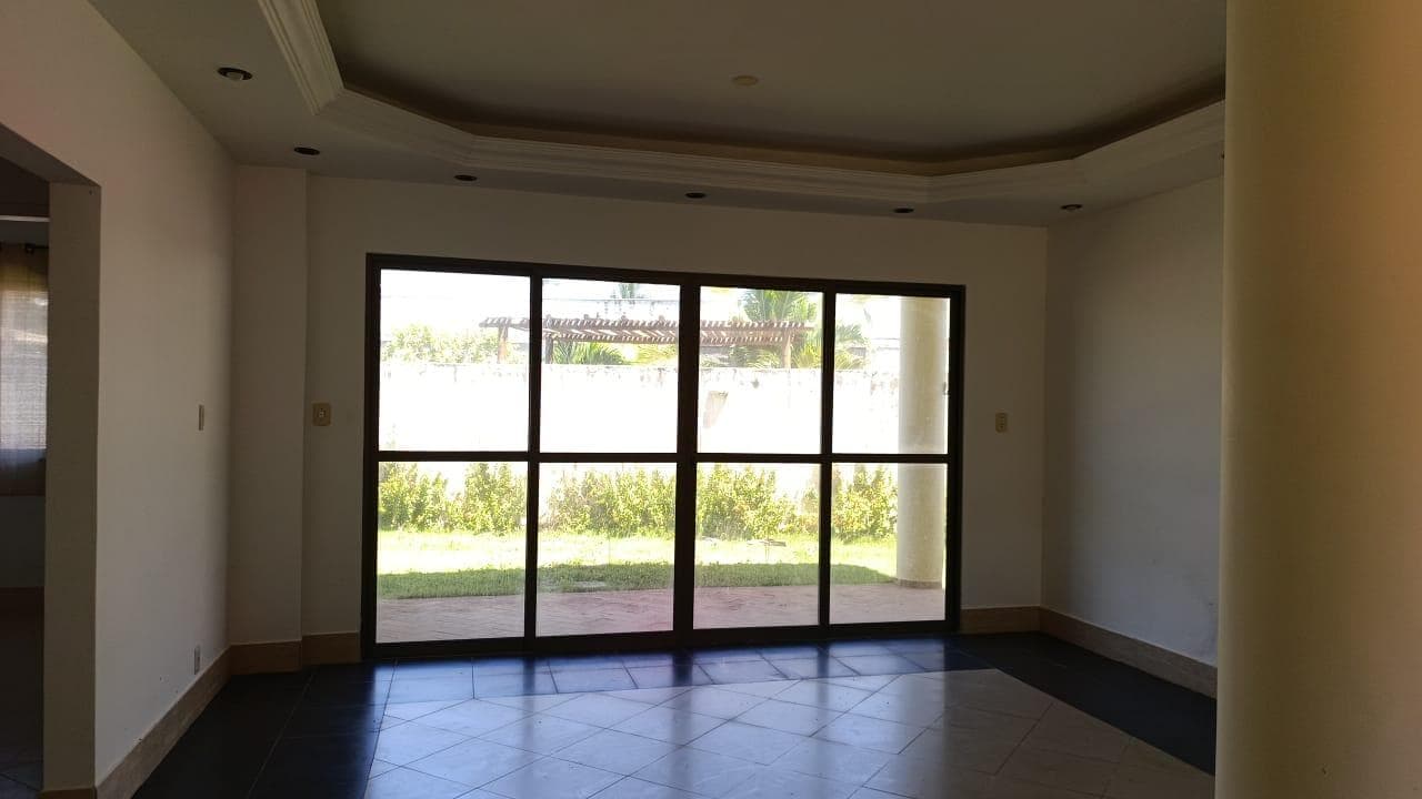 Foto 7 de 20: Casa em leilão em Camaçari - BA, bairro Jauá — Casa em condomínio 568m², 6 vagas, Desocupada no Jauá, Camaçari/BA