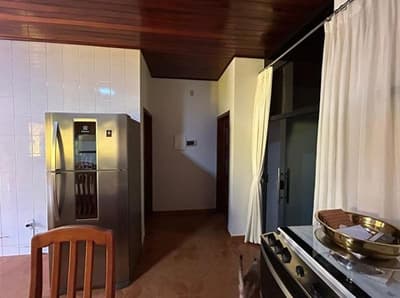 Foto 6 de 29: Casa em leilão em Ji-paraná - RO — Casa com 2 quartos (1 suíte) com área de 232,50m² - Nova Brasília, Ji-Paraná/RO