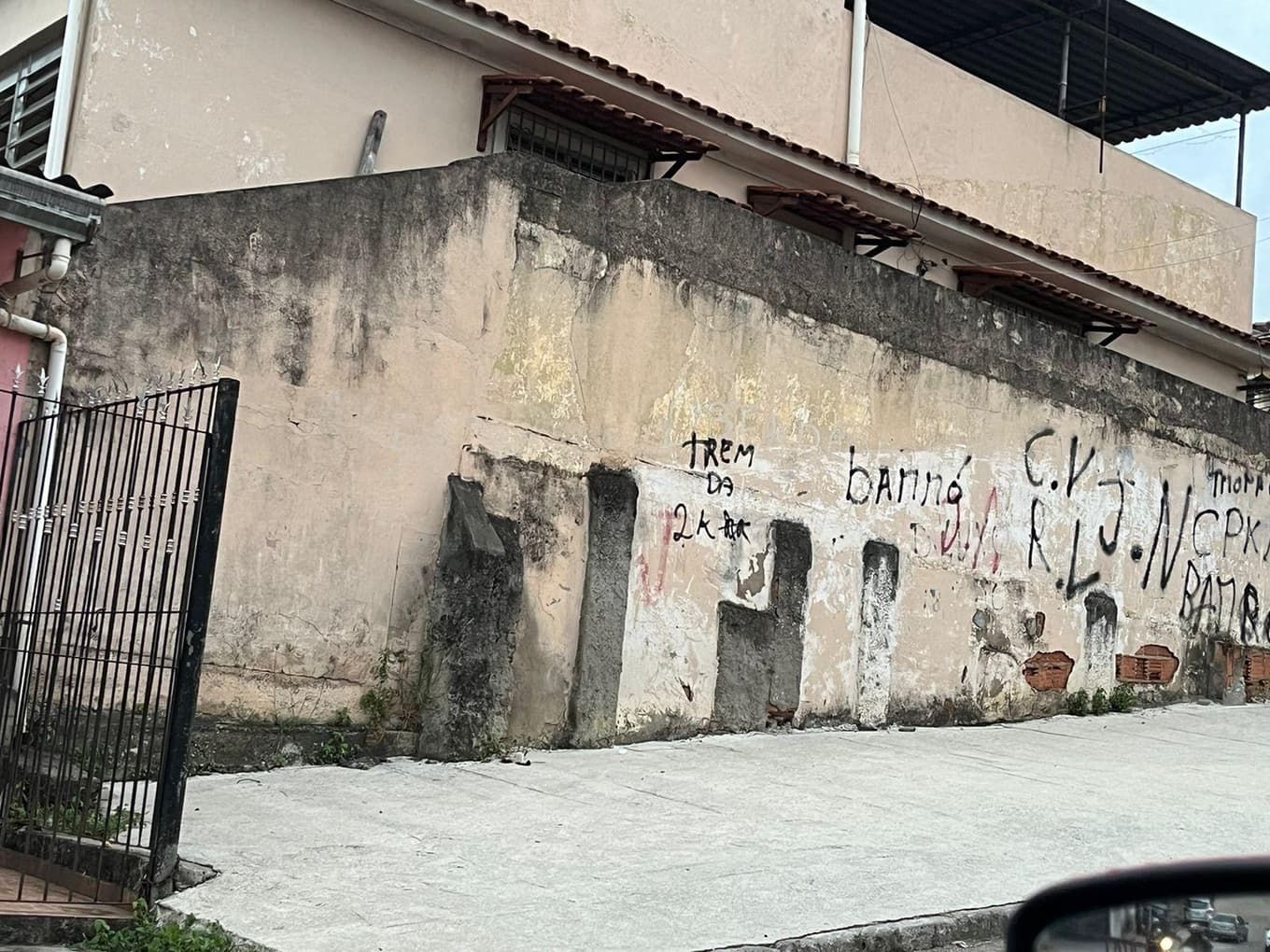 Foto 2 de 5: Casa em leilão em Nilópolis - RJ — Casa c/ Terreno de 312m², Centro de Nilópolis/RJ - Ocupada