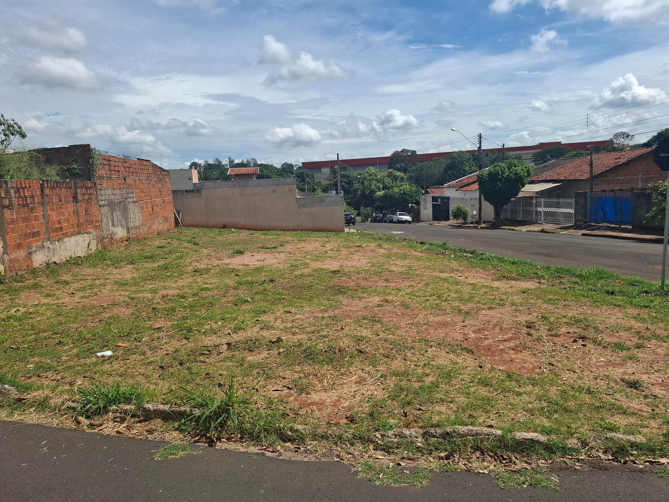 Foto 6 de 10: Terreno em leilão em Mirassol - SP — TERRENO DE ESQUINA COM 289m² NO PARQUE RESIDENCIAL CELINA DALUL, MIRASSOL/SP | MATRICULA 26.253