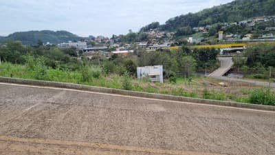 Foto 2 de 5: Terreno em leilão em Saudades - SC — LOTE URBANO Nº 08, DA QUADRA Nº 122, LOCALIZADO EM SAUDADES/SC ÁREA DE 360M²