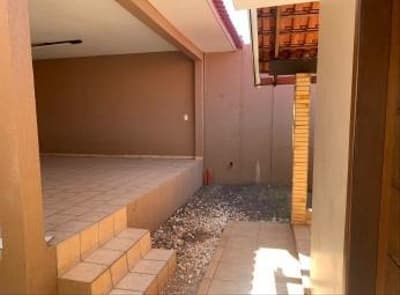 Foto 20 de 34: Terreno em leilão em Toledo - PR — Imóvel Residencial com Área Total de 800,00m² e Área Construída de 450,29m² em Toledo/PR