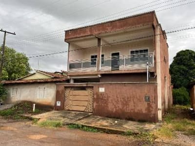 Foto 10 de 15: Casa em leilão em Combinado - TO, bairro Centro — Casa 156m² com 3 Dormitórios | Combinado-TO | Centro - Financiamento até 420 Meses!