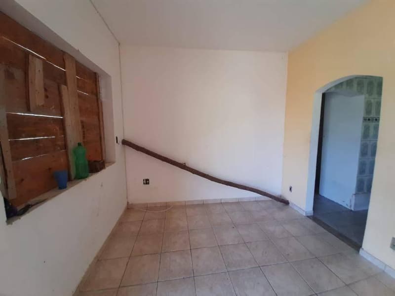 Foto 2 de 10: Casa em leilão em Magé - RJ, bairro Parque Do Imperador — Casa, Ocupado, Magé / RJ (66% abaixo da avaliação)