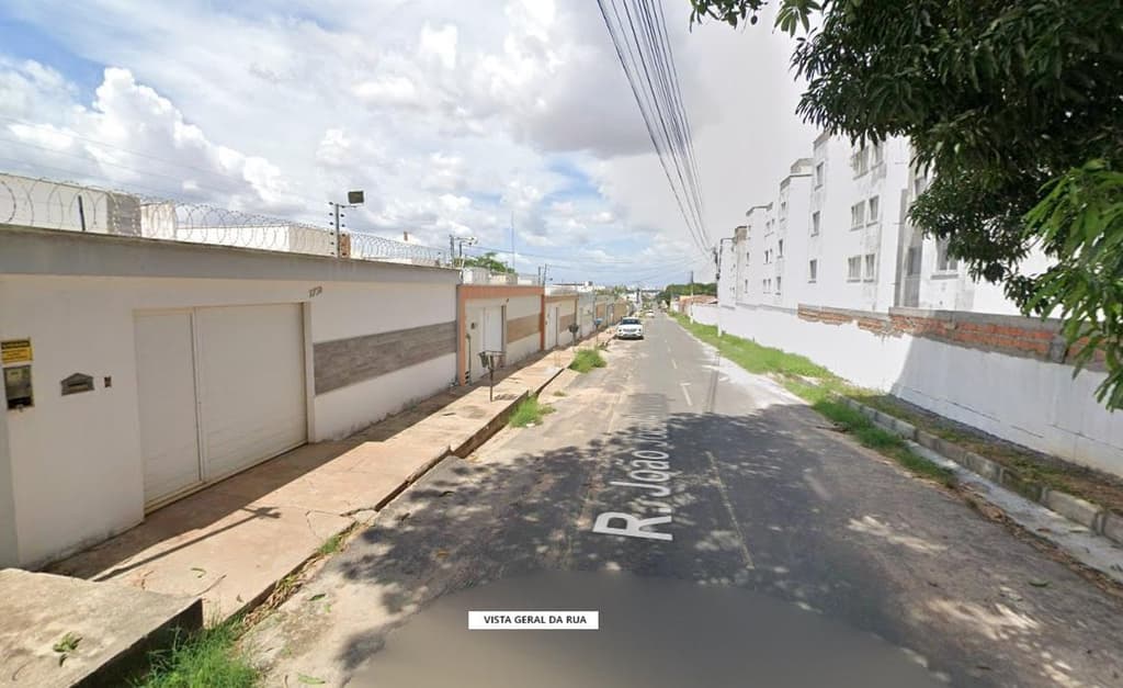 Foto 2 de 2: Casa em leilão em Timon - MA, bairro Flores — Casa 300m², Bairro Flores, Timon/MA
