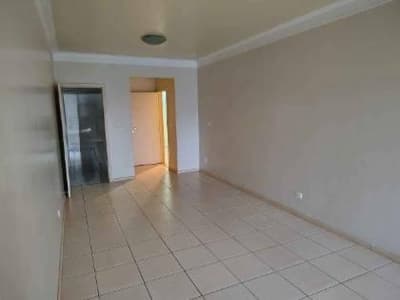 Foto 5 de 15: Apartamento em leilão em Arapongas - PR, bairro Vila Cascata — Apartamento, Arapongas / PR