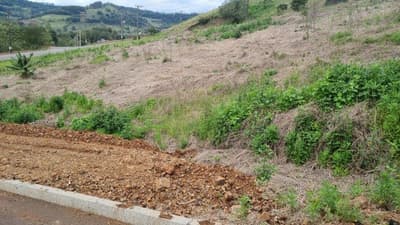 Foto 2 de 5: Terreno em leilão em Saudades - SC, bairro Saudades — LOTE URBANO Nº 05 DA QUADRA Nº 122, LOCALIZADO EM SAUDADES/SC ÁREA DE 480,10M²