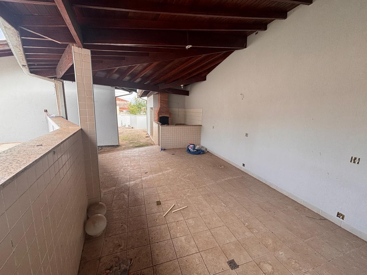 Foto 28 de 36: Casa em leilão em Hortolândia - SP — CASA COM 492m² A.T. e 216,20 de A.C. EM HORTOLÂNDIA/SP