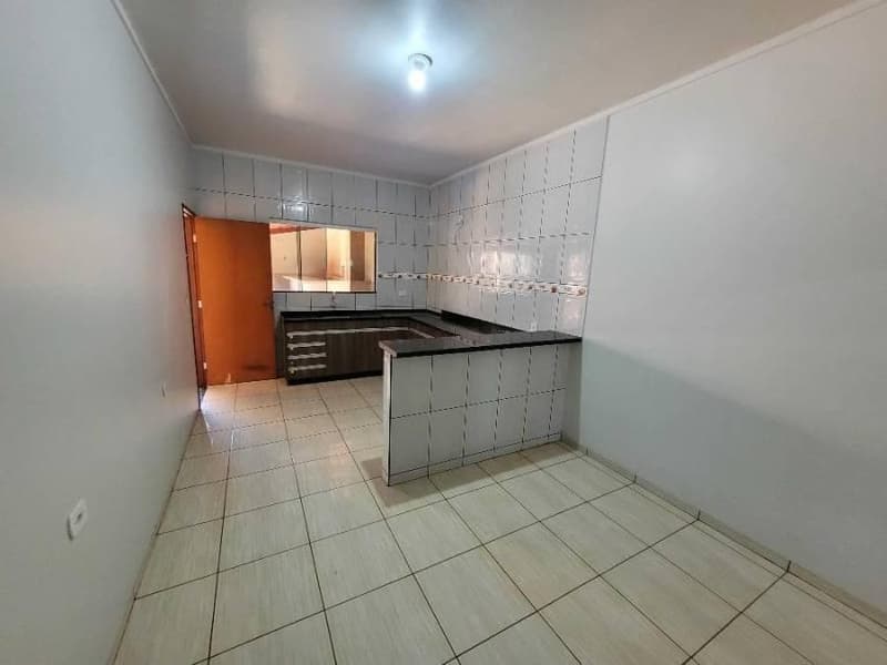 Foto 4 de 10: Casa em leilão em Santa Helena De Goiás - GO — Casa, Ocupado, Santa Helena De Goiás / GO (55% abaixo da avaliação)