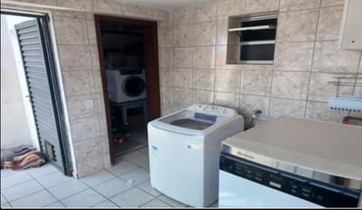 Foto 2 de 17: Casa em leilão em Curitiba - PR, bairro Santa Cândida — Casa, Ocupado, 223.0 m2, CURITIBA / PR