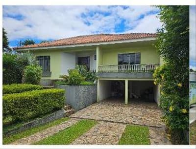 Foto 1 de 4: Casa em leilão em Ponta Grossa - PR, bairro Portal Boa Vista — Terreno com área de 788,38m², contendo uma casa com área de 316,27m²