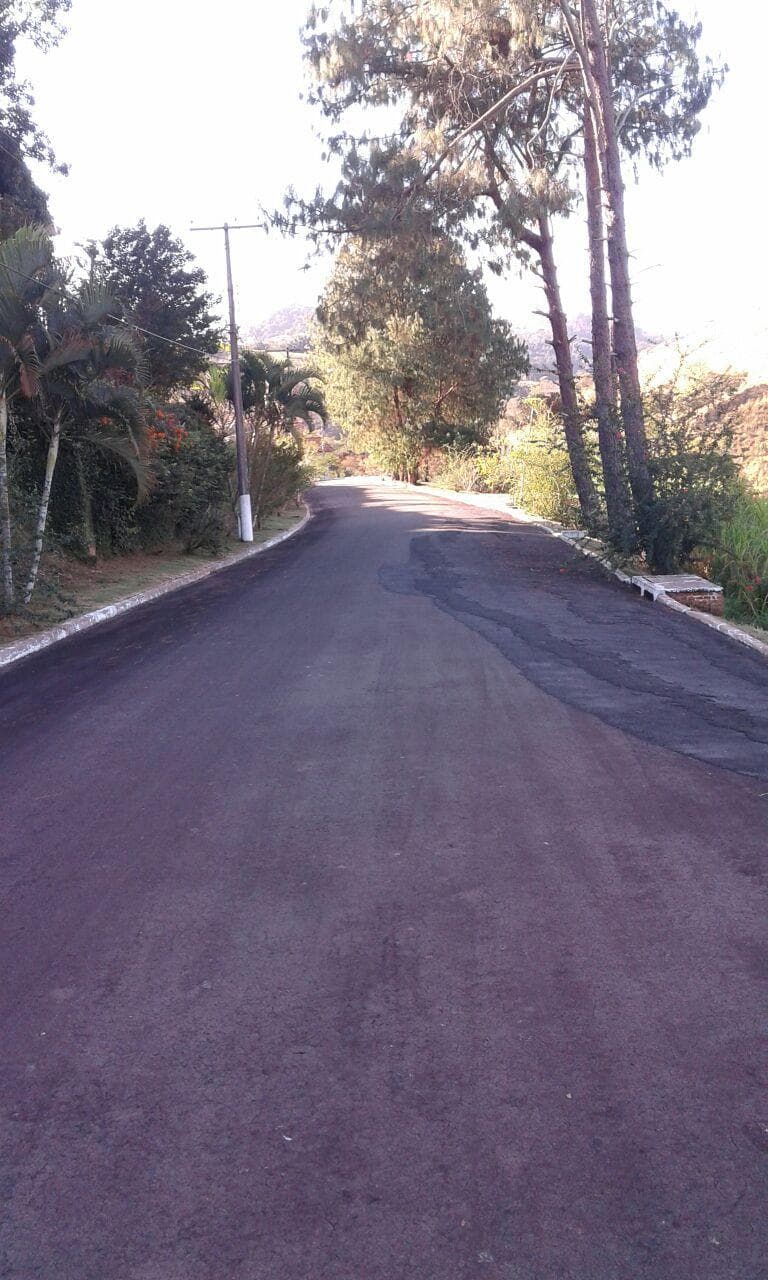 Foto 11 de 18: Terreno em leilão em Lindóia - SP, bairro Rio do Peixe — Lote de Terreno com 767,00m2 em Cond. Mirante do Lago em Lindóia-SP