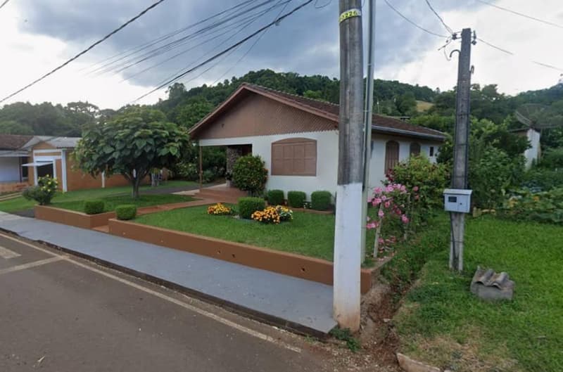 Foto 2 de 3: Casa em leilão em Mariano Moro - RS, bairro Centro — Casa, Mariano Moro / RS