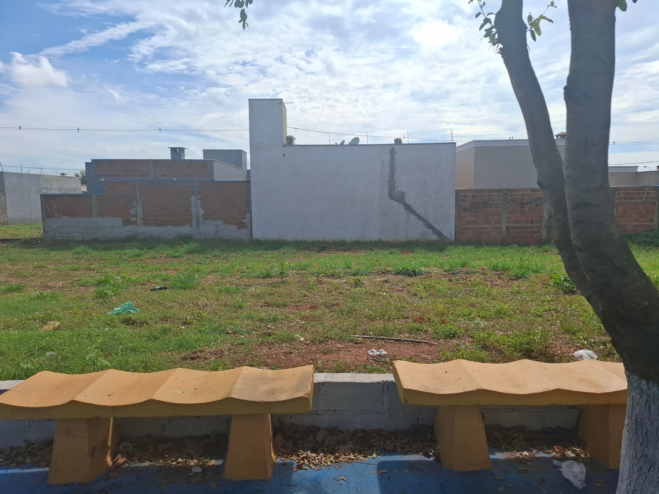 Foto 5 de 6: Terreno em leilão em Mirassol - SP — TERRENO DE 200m² LOCALIZADO NO RESIDENCIAL REGISSOL, MIRASSOL/SP | MATRICULA 24.689