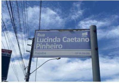 Foto 2 de 4: Comercial em leilão em Barra Velha - SC — Lote urbano com área de 354,52m², com benfeitoria comercial com área de aproximadamente 50m², na Rua Lucinda Caetano Pinheiro, 24, Jardim Elaine II, Barra Velha/SC