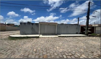 Foto 1 de 13: Casa em leilão em Natal - RN, bairro Planalto — Casa, Ocupado, 262.5 m2, NATAL / RN