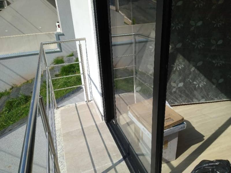 Foto 7 de 17: Casa em leilão em Cotia - SP, bairro Chacara Roselandia — Casa 178m² | Cotia-SP | Res. Parque das Rosas | Chácara Roselândia - Próx. à Estrada da Roselândia - Financiamento até 420 Meses!