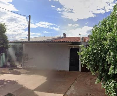 Foto 1 de 2: Casa em leilão em Campo Mourão - PR — Casa 65m², Jardim América, Campo Mourão/PR
