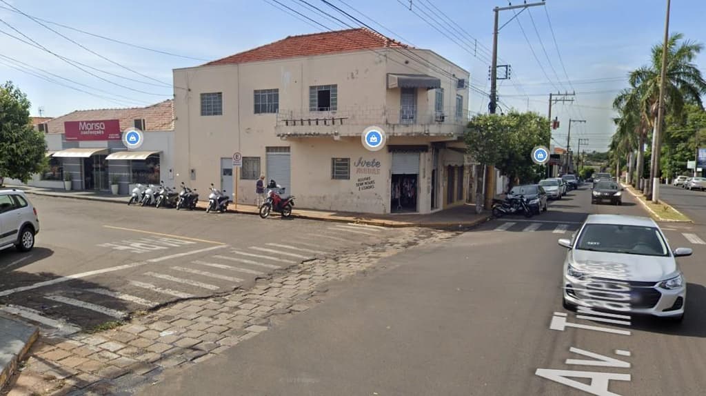 Comercial em leilão em Presidente Venceslau - SP — Imóvel comercial