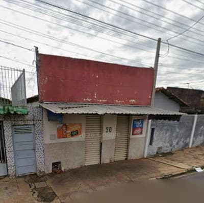 Terreno em leilão em Dois Córregos - SP, bairro Jardim Residencial Bela Vista — Casa, A.T. 300m², A.C. 251m², Jd. Resid. Bela Vista