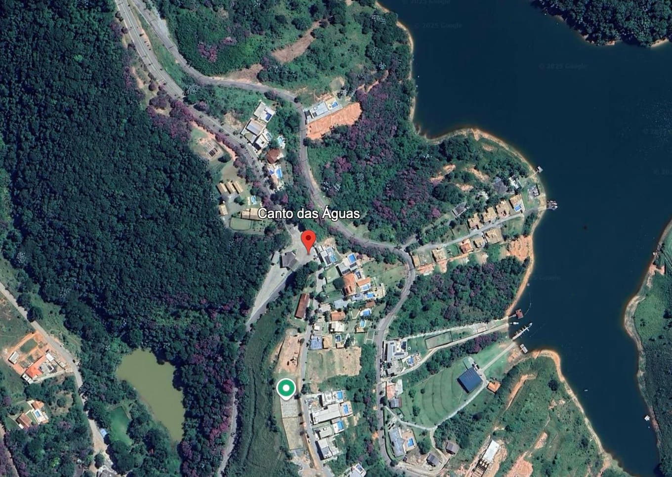 Terreno em leilão em Igaratá - SP — 04 LOTES DE TERRENO - LOTEAMENTO CANTO DA AGUAS - SANTA ISABEL