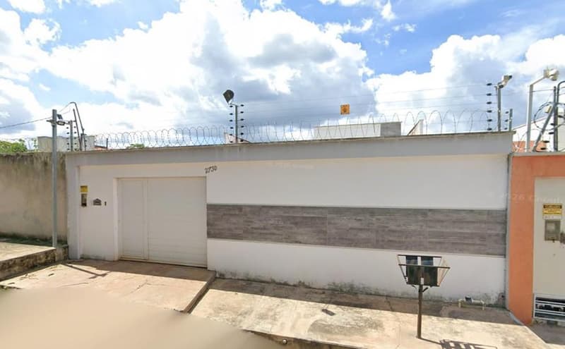Casa em leilão em Timon - MA, bairro Flores — Casa 300m², Bairro Flores, Timon/MA