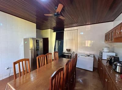 Foto 18 de 29: Casa em leilão em Ji-paraná - RO — Casa com 2 quartos (1 suíte) com área de 232,50m² - Nova Brasília, Ji-Paraná/RO