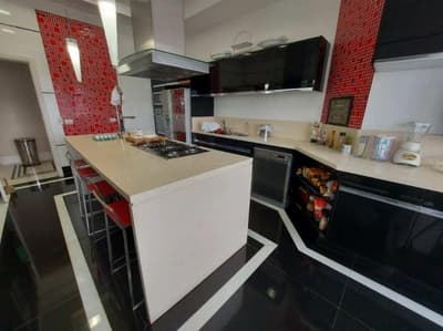 Foto 12 de 42: Casa em leilão em São Bernardo Do Campo - SP — Casa, A.T. 375m², A.C. 809m², 4 suítes, 4 vagas, piscina, hidromassagem, Condomínio Swiss Park, Demarchi