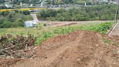 Foto 3 de 4: Terreno em leilão em Saudades - SC, bairro Saudades — LOTE URBANO Nº 06 DA QUADRA Nº 122, LOCALIZADO EM SAUDADES/SC ÁREA DE 480,31M²