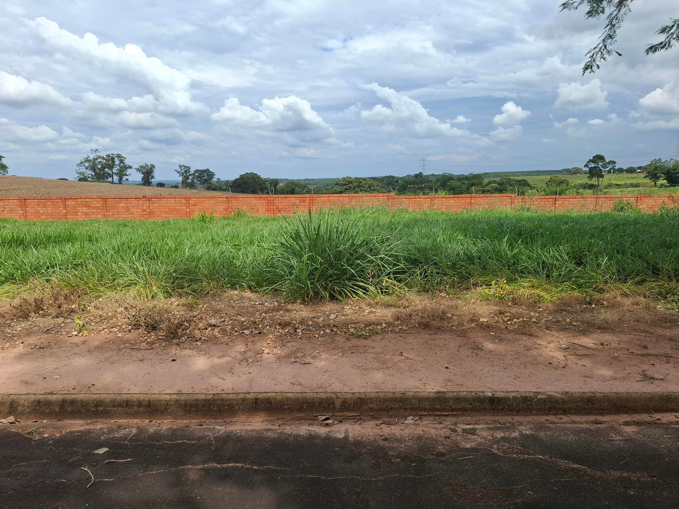 Terreno em leilão em Mirassol - SP — TERRENO NO RESIDENCIAL SAN DIEGO COM ÁREA DE 450m² - MIRASSOL/SP | MATRICULA 33.945