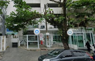 Foto 1 de 2: Vaga de Garagem em leilão em Guarujá - SP, bairro Pitangueiras — Guarujá/SP - VAGA DE GARAGEM, localizada no 4º andar do COND. EDIF. CENTRAL PARK