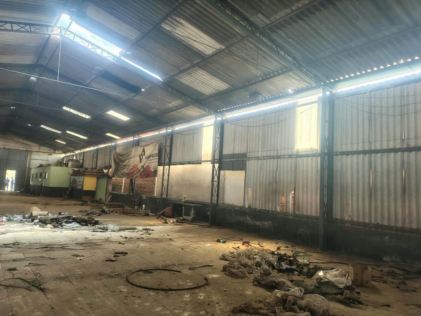 Foto 5 de 15: Comercial em leilão em Porto Ferreira - SP, bairro Vila Daniel — BARRACÃO - VILA DANIEL - PORTO FERREIRA/SP