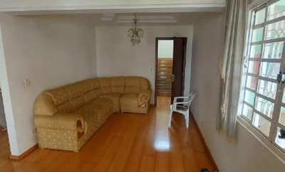 Foto 20 de 36: Casa em leilão em Apucarana - PR — Sobrado com área de 359,22m² e área total de terreno de 554,86m² - Apucarana/PR