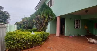 Foto 36 de 36: Casa em leilão em Apucarana - PR — Sobrado com área de 359,22m² e área total de terreno de 554,86m² - Apucarana/PR