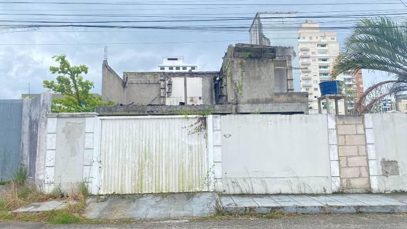Foto 3 de 3: Terreno em leilão em Palhoça - SC, bairro Passa Vinte — Lote, Palhoça / SC
